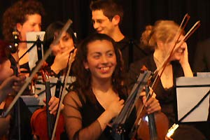 Chor des Goethe Gymnasiums Hamburg mit Chorsängern aus Chile