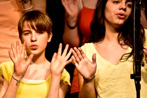 Chor und Orchester des Goethe-Gymnasiums unter Leitung von Astrid Demattia