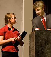 Chor und Orchester des Goethe-Gymnasiums unter Leitung von Astrid Demattia