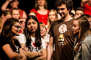 Chor und Orchester des Goethe-Gymnasiums unter Leitung von Astrid Demattia