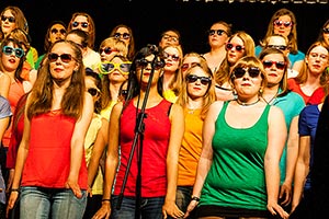 Chor und Orchester des Goethe-Gymnasiums unter Leitung von Astrid Demattia