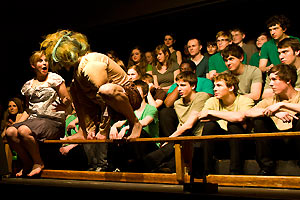 Chor und Orchester des Goethe-Gymnasiums unter Leitung von Astrid Demattia