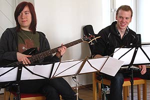 Chor und Orchester des Goethe-Gymnasiums unter Leitung von Astrid Demattia