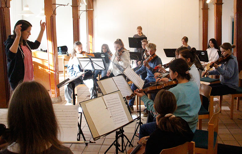 Musik Goethe - Orchester- und Chorreise 2024 ins Schloss Noer